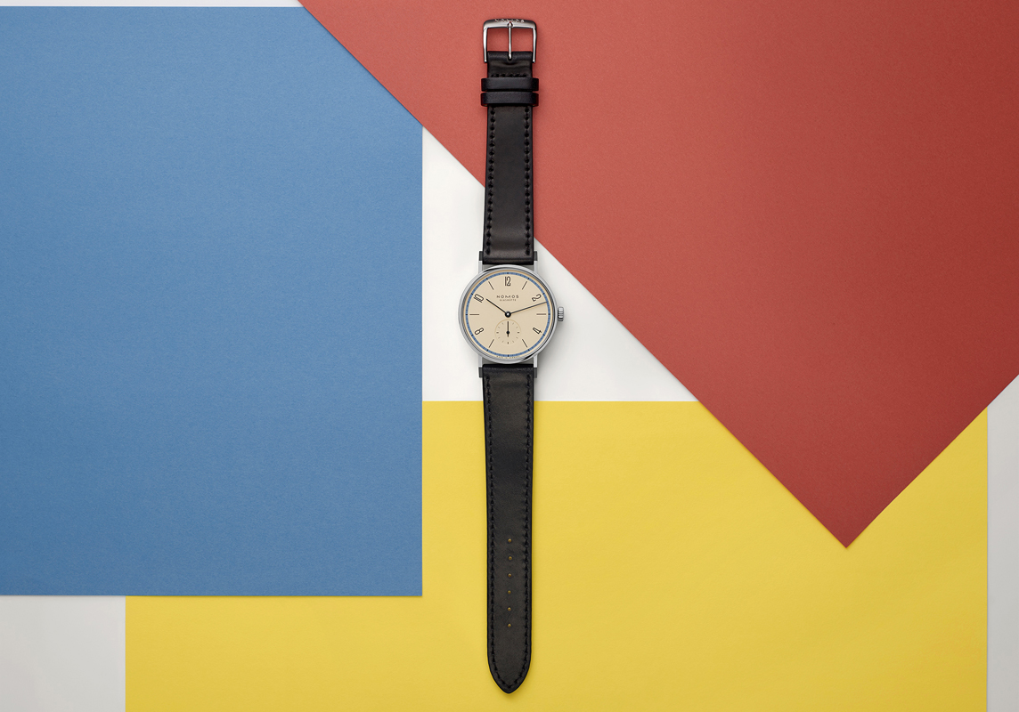 Un secolo di Bauhaus in versione Nomos Glashütte