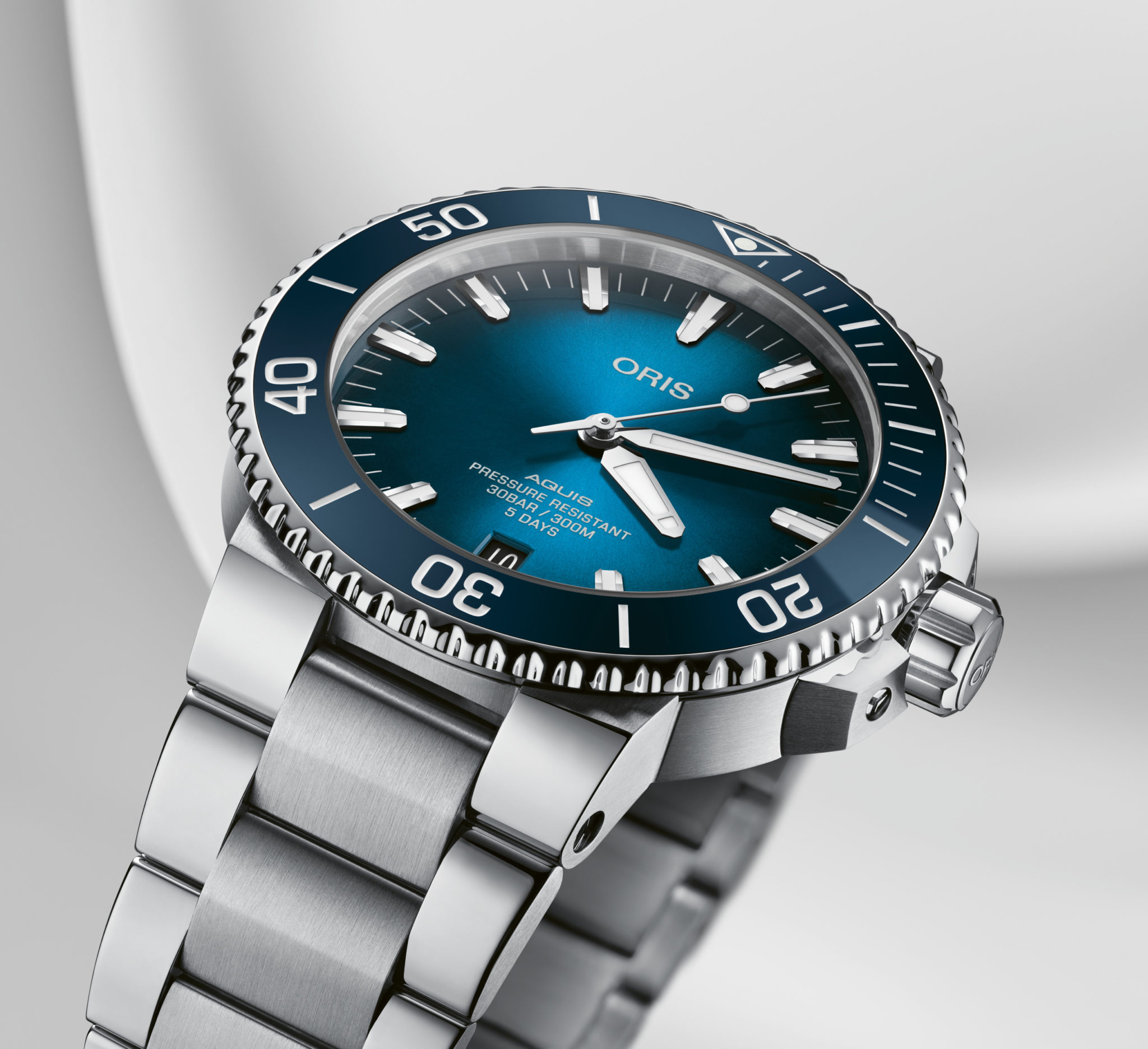 oris aquis date calibre 400 green