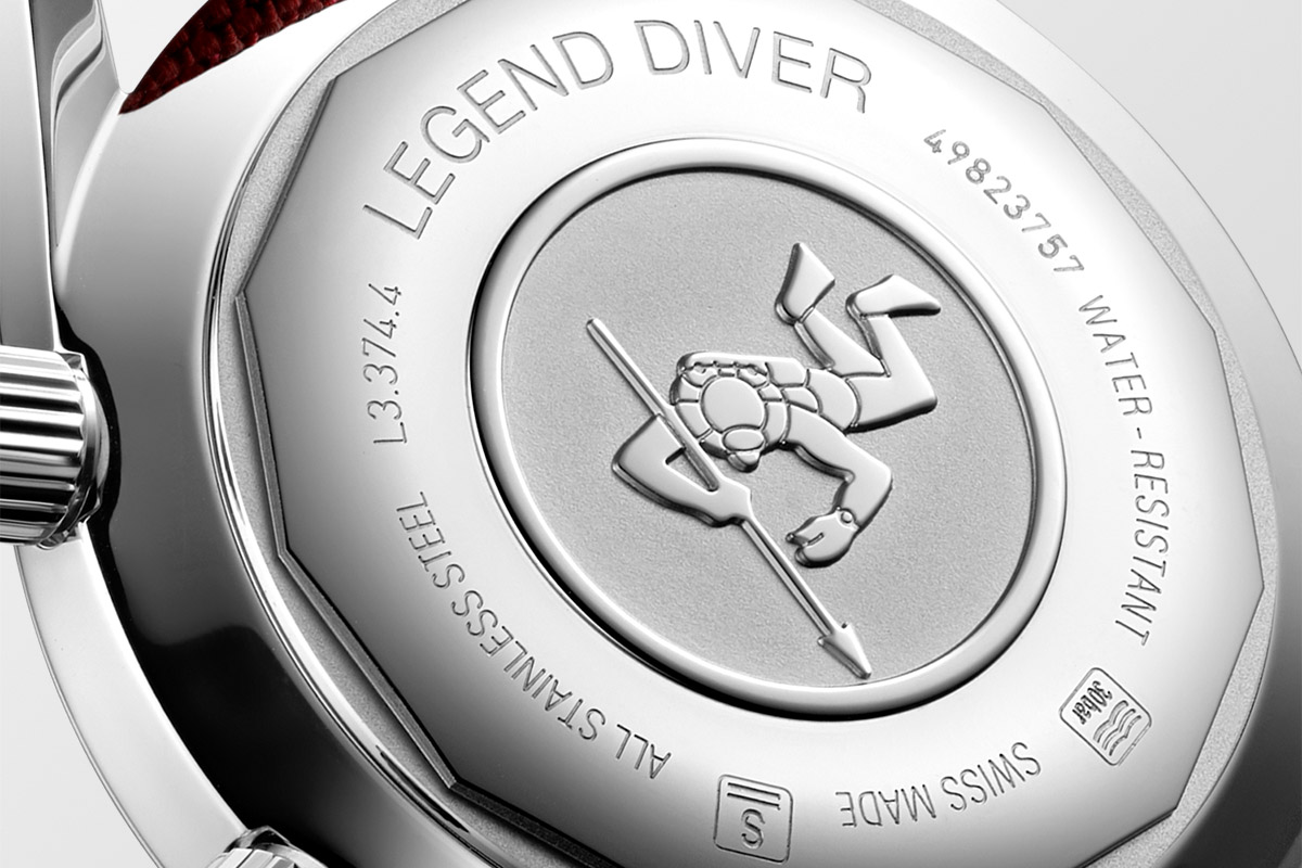 Il fondello del Longines Legend Diver Watch