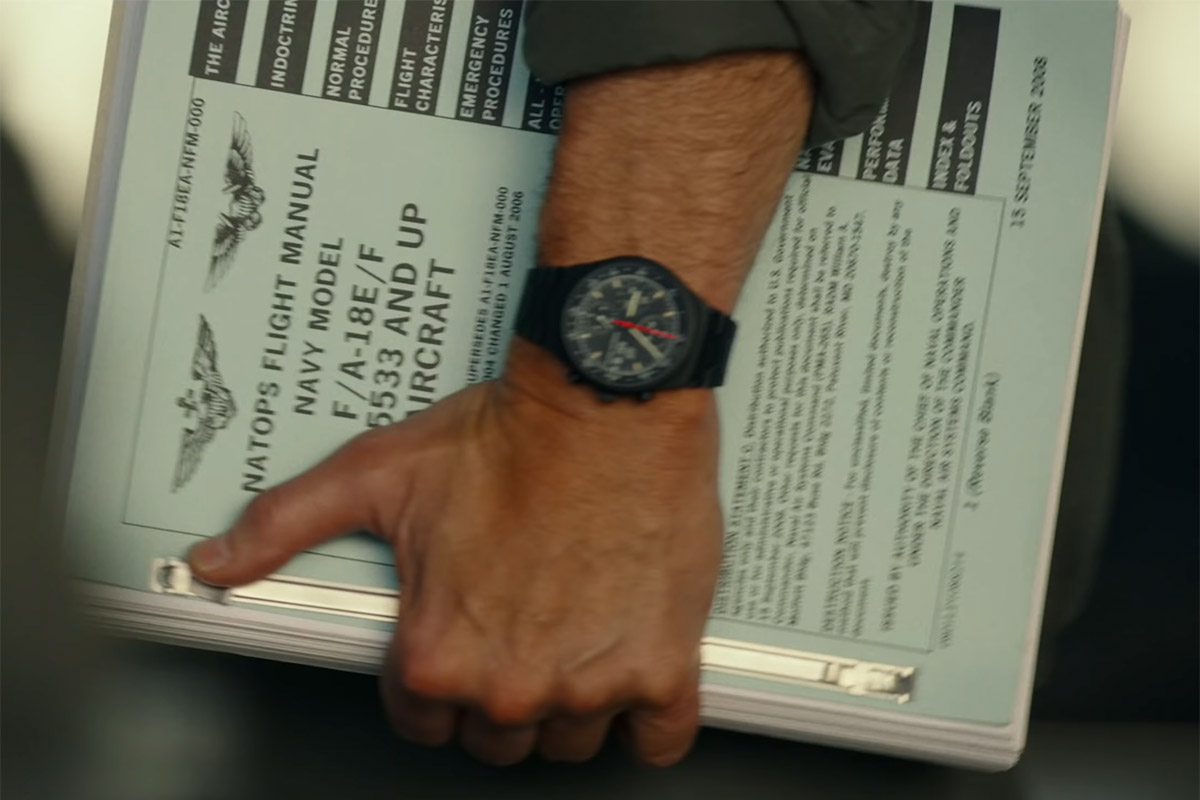 L'orologio di Top Gun in un frame del video di Lady Gaga