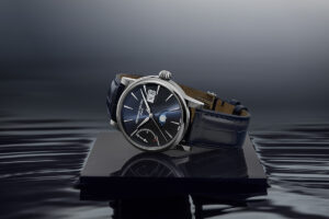 Classic Power Reserve Big Date di Frederique Constant: qualità al cubo