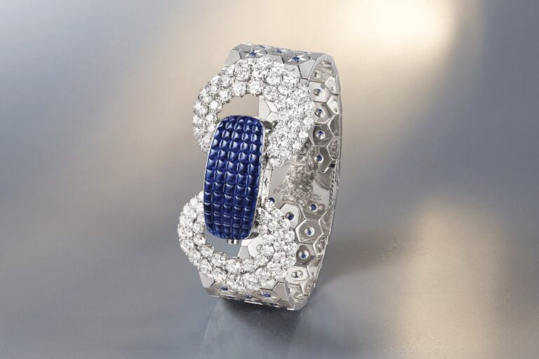 Serti Mystérieux: Van Cleef & Arpels e l’arte di valorizzare le pietre