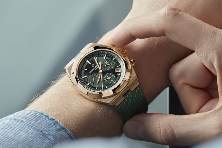Vacheron Constantin Overseas crono: performance in verde