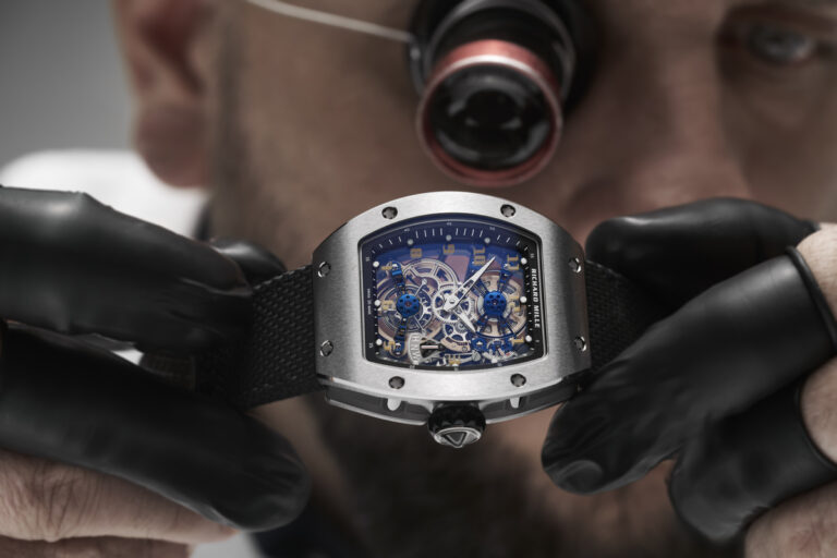 RM 17-02 Tourbillon Titanium: vecchia scuola Richard Mille