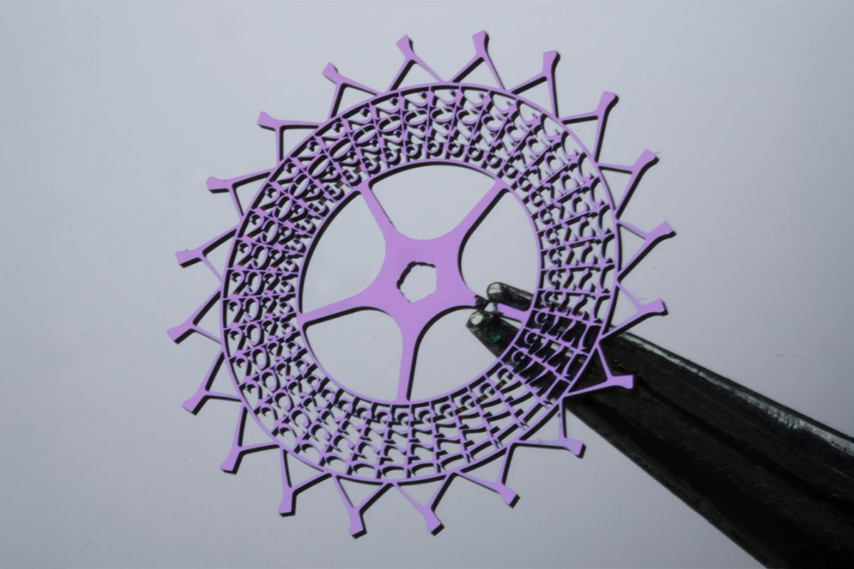 la ruota di scappamento del Breguet Classique 7725