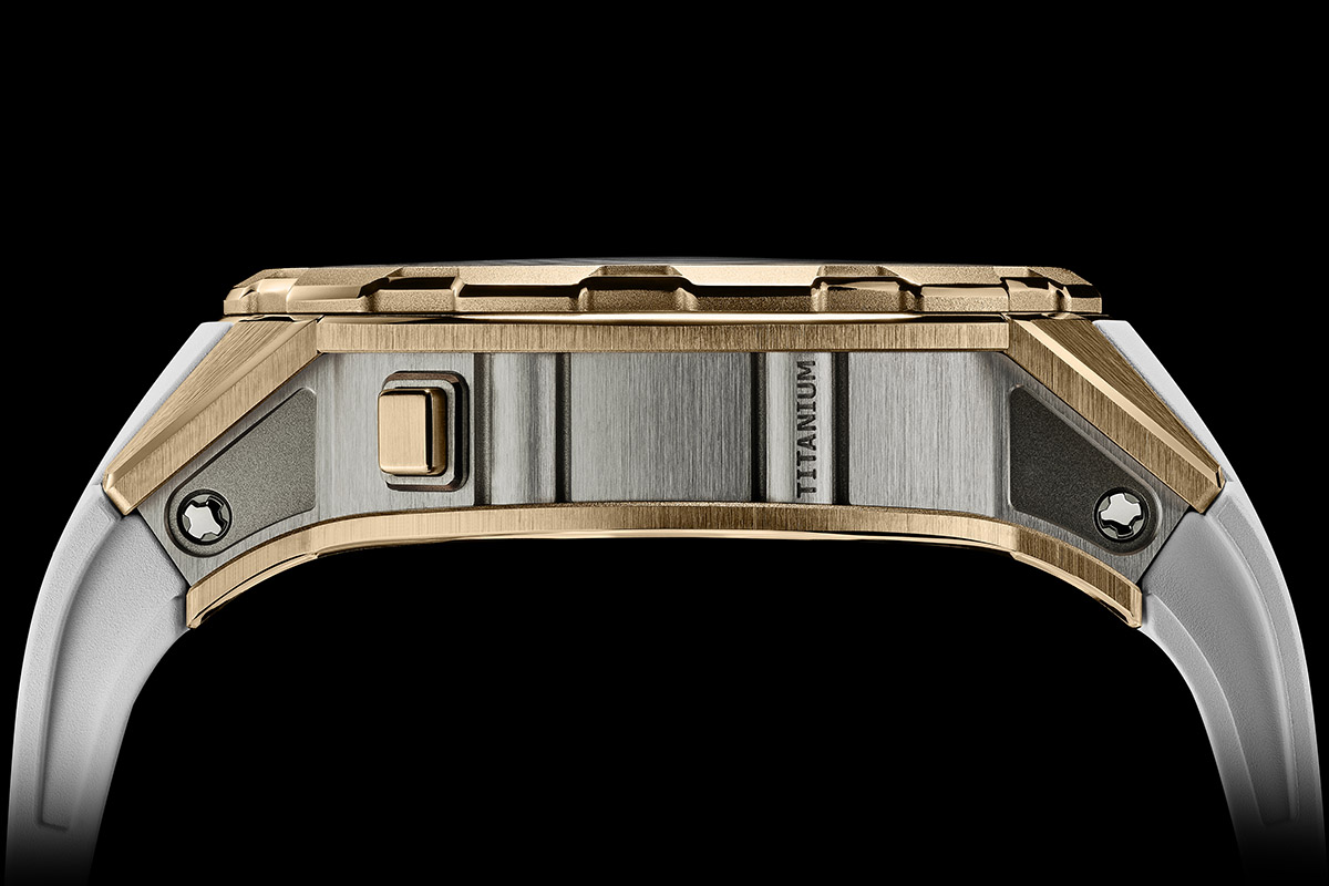 L'Automatic Worldtimer RM 63-02 visto di profilo