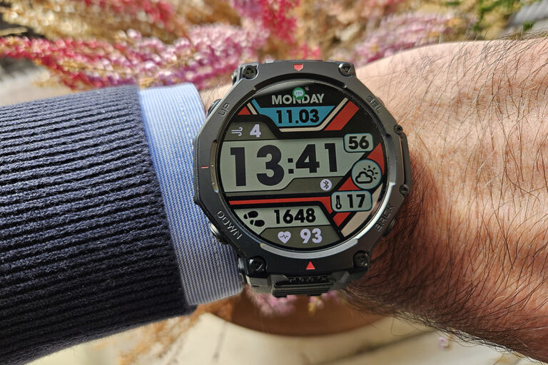 T-Rex 3 Pro: il dinosauro di Amazfit ha imparato a pensare