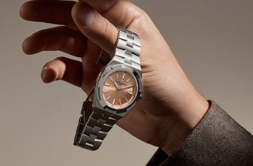 L’Overseas Automatico Ultrapiatto e il calibro 2550 di Vacheron Constantin