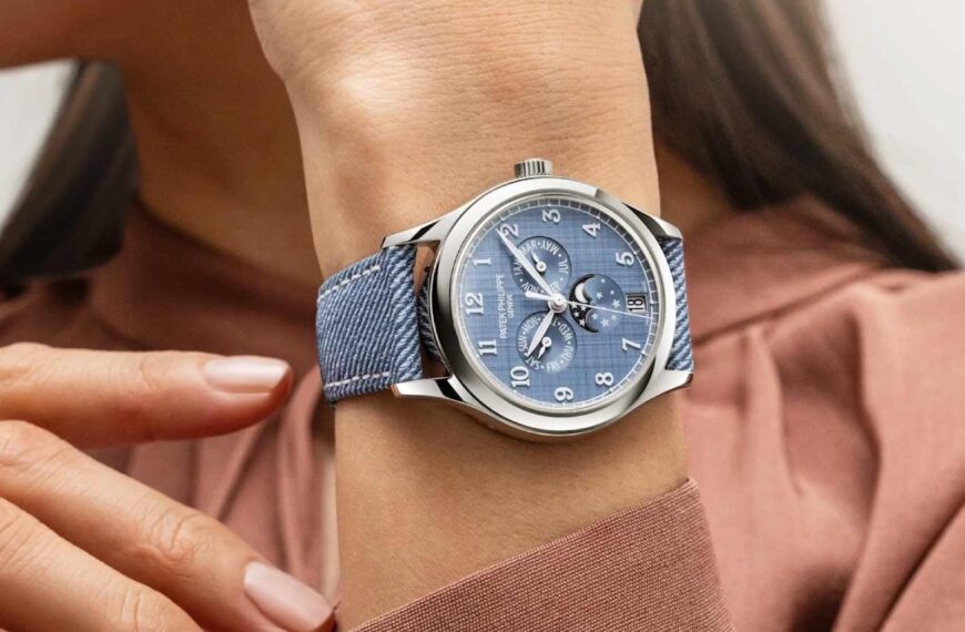 Ref. 4946G-001 e 4947/1A-001: Patek Philippe indossa il jeans